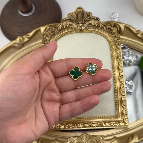 Lucky Alhambra Clover Gold Plated Sterling Silver Earrings with Logo - Picture 7 of 12